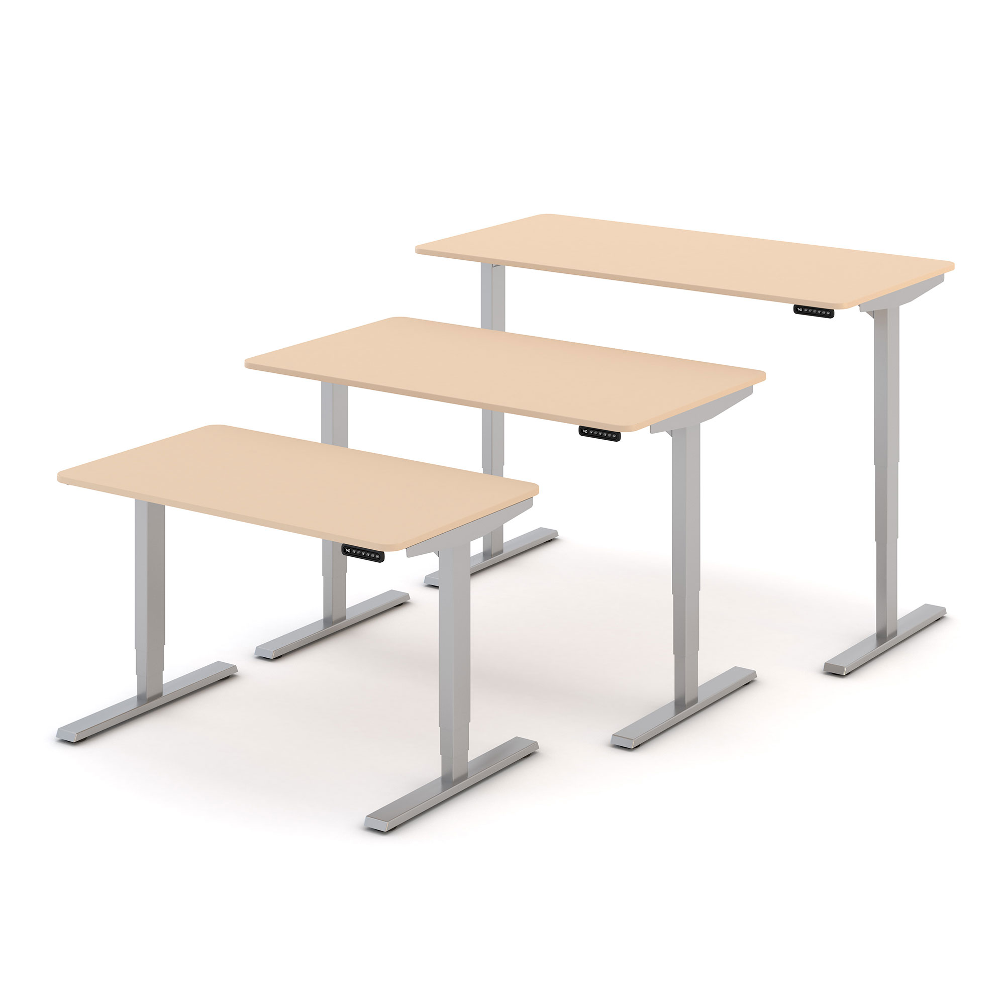 Drei höhenverstellbare Schreibtische in unterschiedlichen Größen mit hellen Tischplatten und silbernen Gestellen.