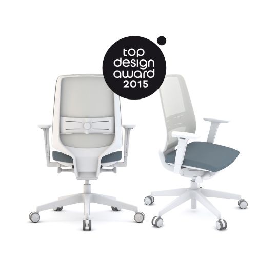 Moderner Bürostuhl in Weiß mit grauem Sitzpolster, ausgezeichnet mit dem Top Design Award 2015.