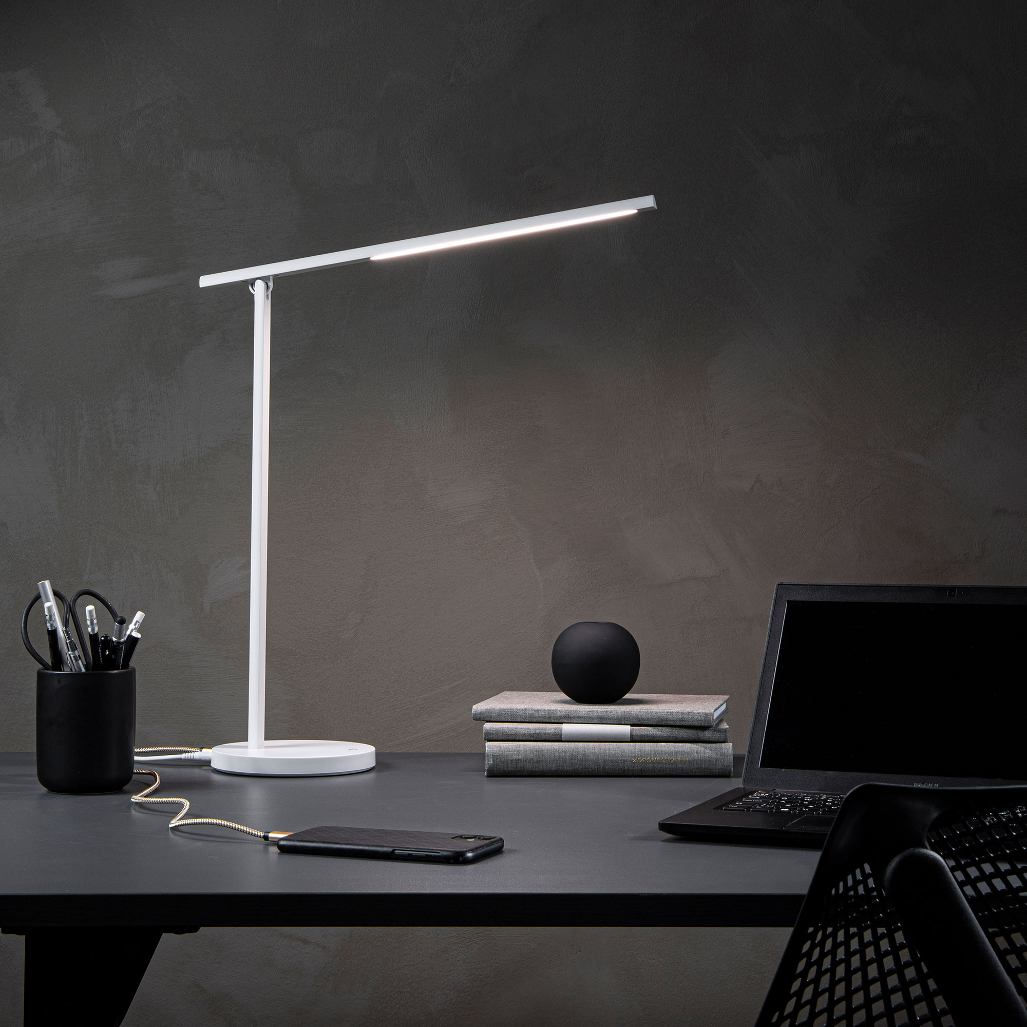 Tischlampe Angle Lamp