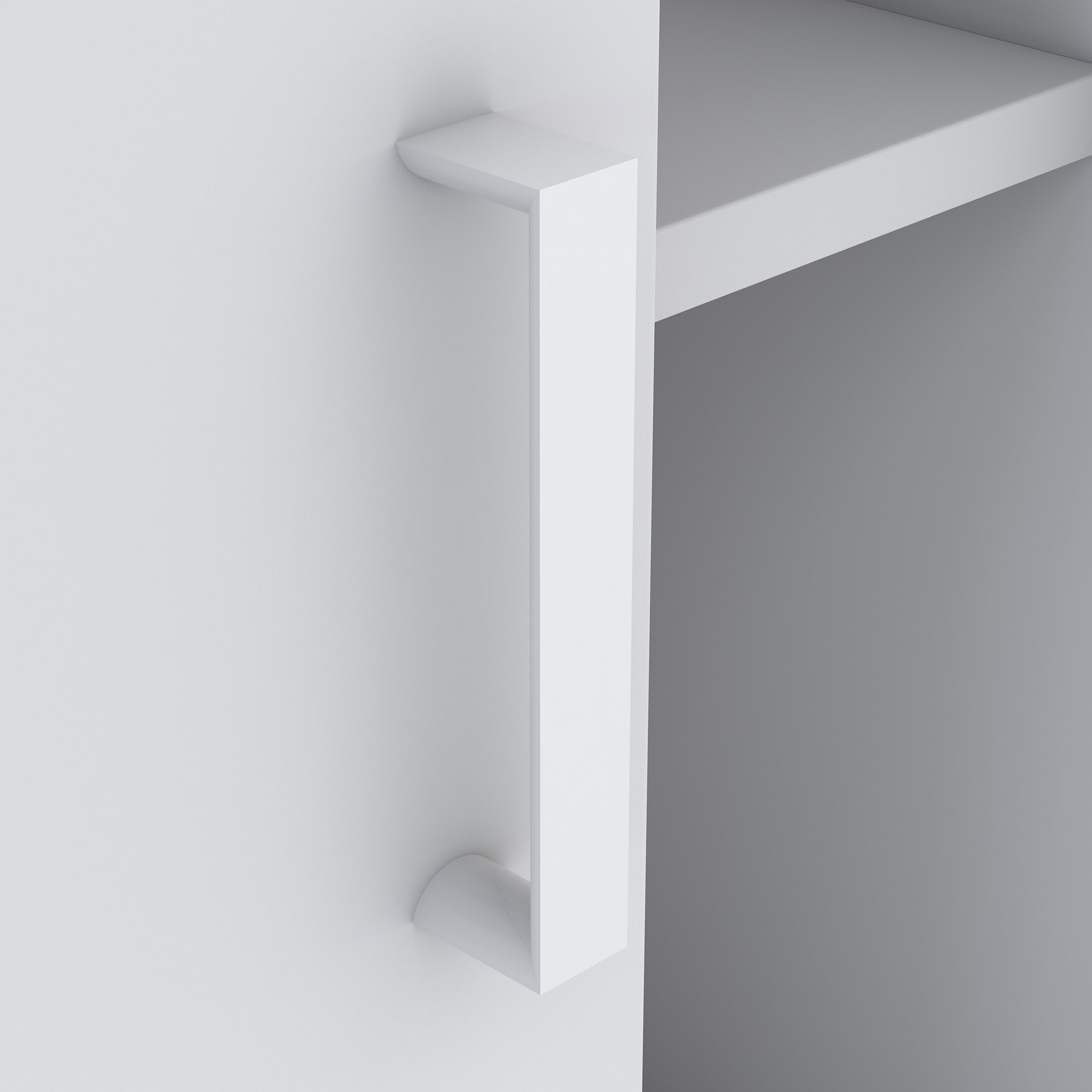 Detailansicht eines weißen Griffs an einem modernen Möbelstück mit Regalboden im Hintergrund