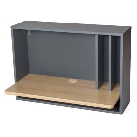 Ein modernes Wandregal in Grauton mit einer Holzablage.